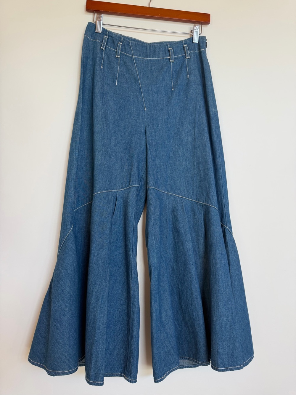 Pilcro Anthropologie Ruffled Hem Wide-Leg Jeans Size US 2 - Picture 3 of 13